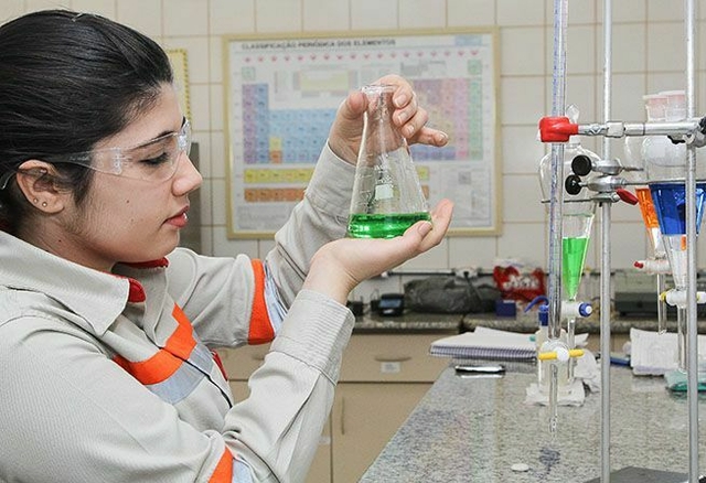 Diplomação Técnica por Competência em Química Sequencial