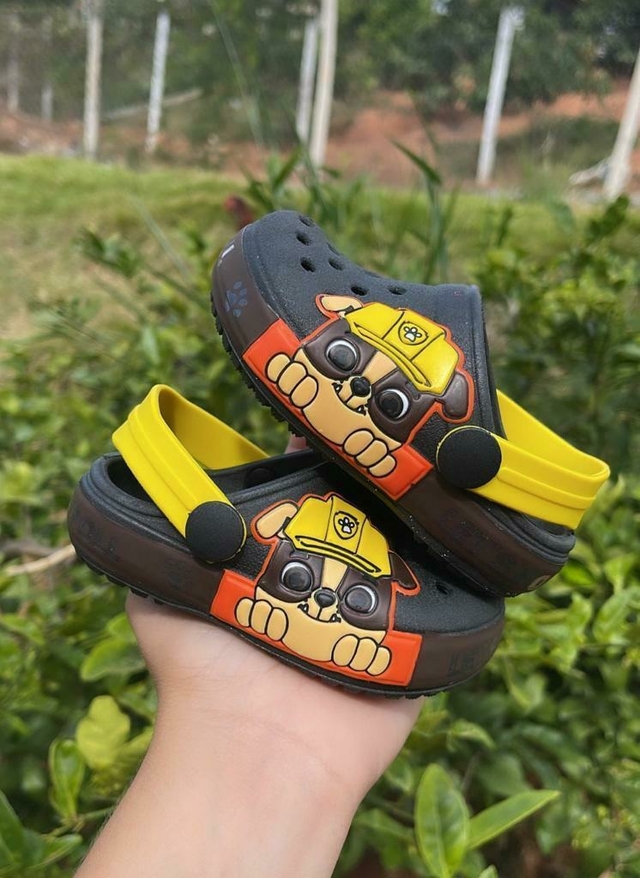 Preços baixos em Crocs