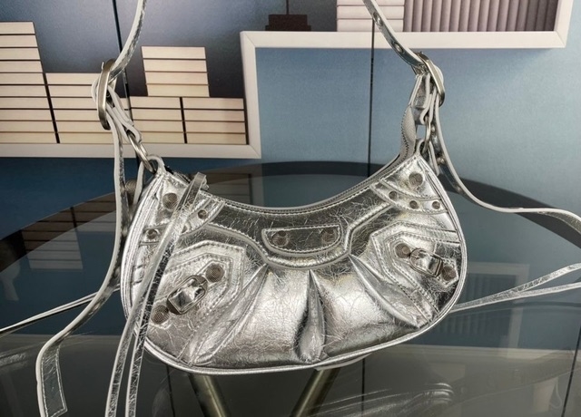 silver balenciaga bolsa