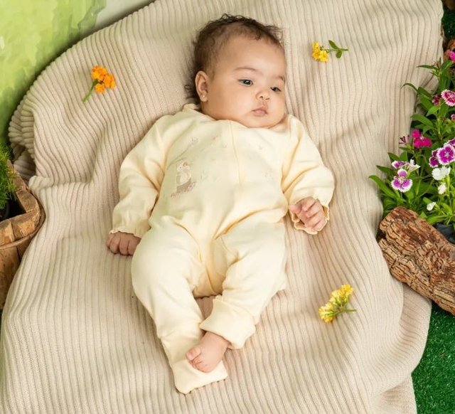 Macacão Bebê Menina Verão Flores Rosa Tam P a G - Paraíso - Loja de Roupa  Infantil Para Meninas, Meninos e Bebês