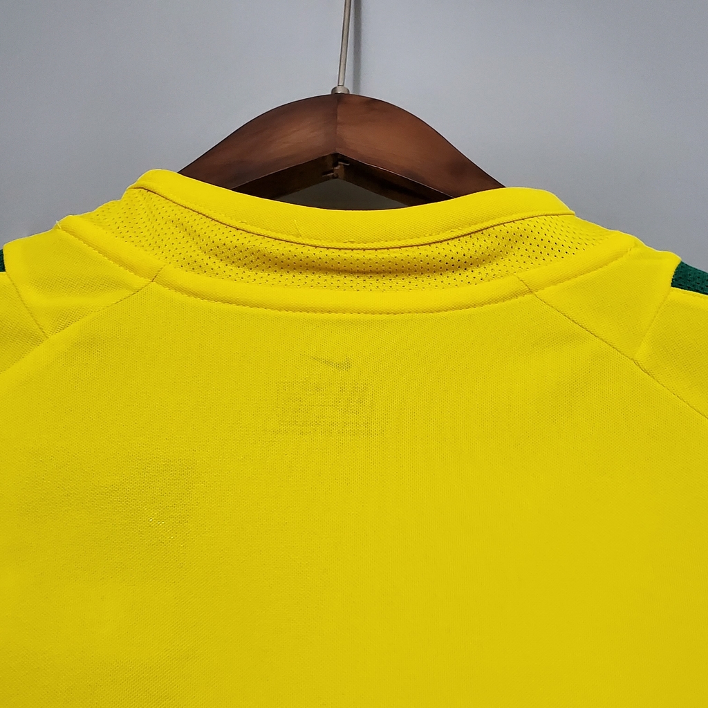 Camisa Retrô 2002 Seleção Brasileira I Nike Masculina Amarela