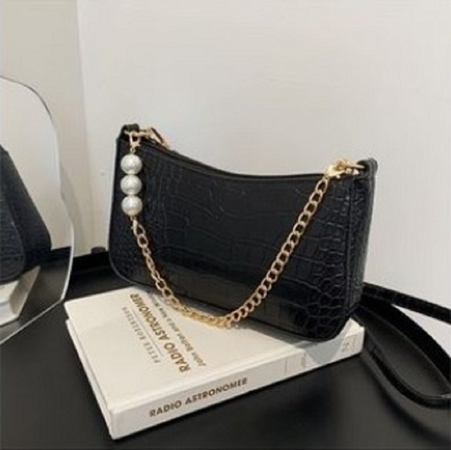 chanel goatskin bolsa