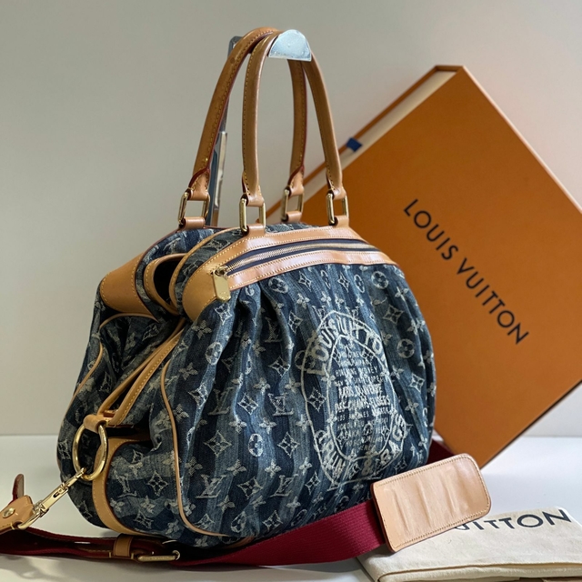 Bolsa tote Louis Vuitton aveia denim algodão frisado LOVE bolso alça dupla  grande