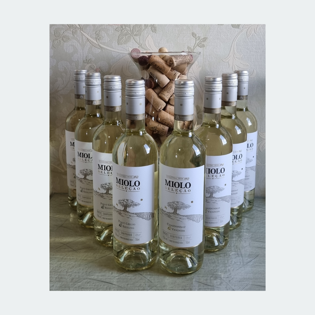 Miolo Sele O Pinot Grigio Riesling Vinho Fino Branco Seco Ml