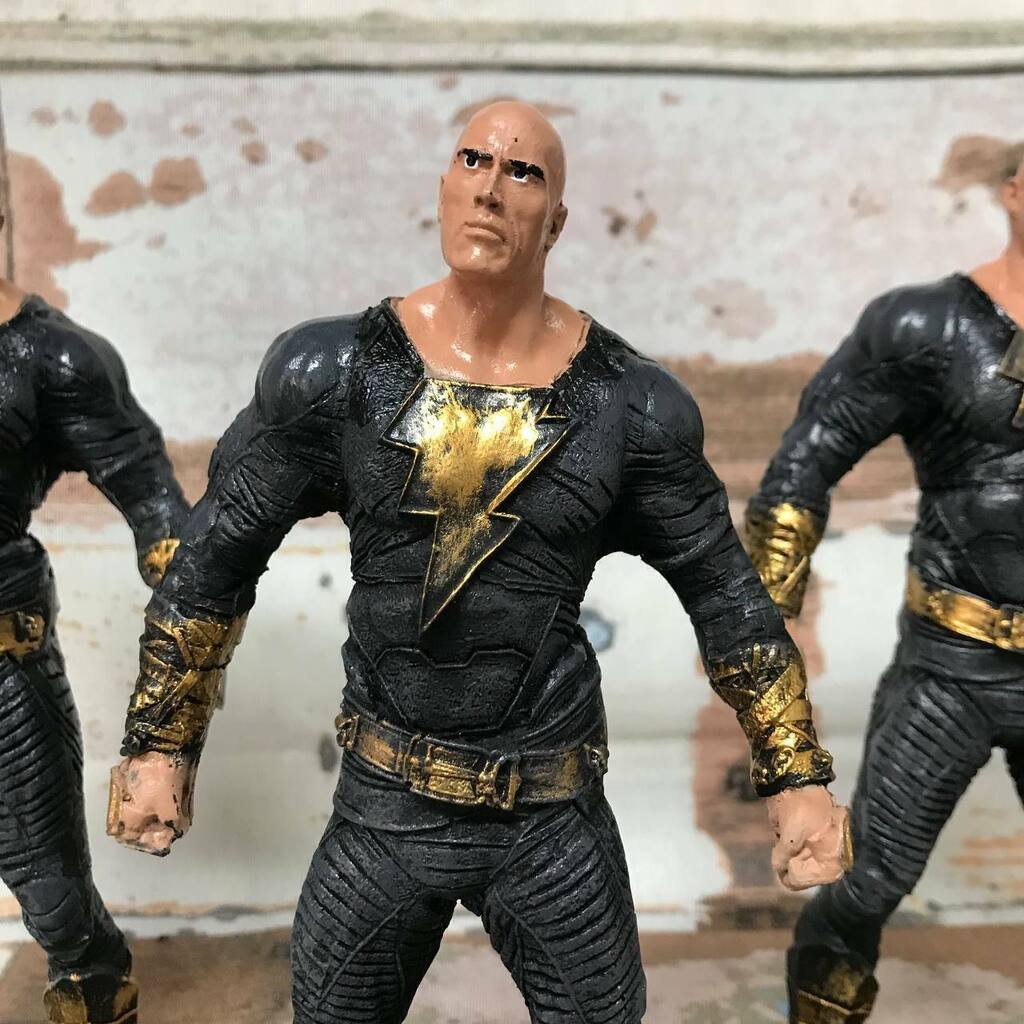 Adão Negro Black Adam DC Boneco Colecionável Resina