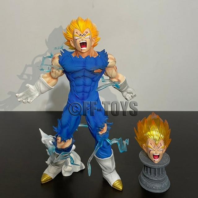 FIGURA DE AÇÃO VEGETA ( Preta ou Branca) - DRAGON BALL