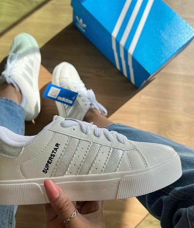 Tênis Adidas Superstar Premium