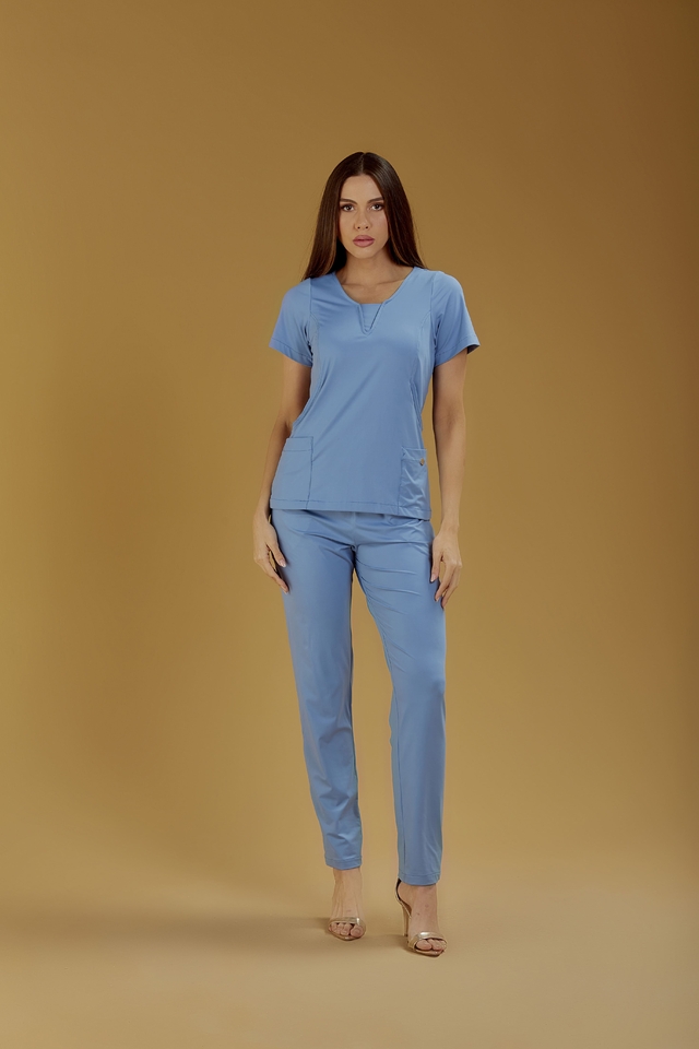 Scrub Feminino Lilian Azul Celeste Moda Scrubs