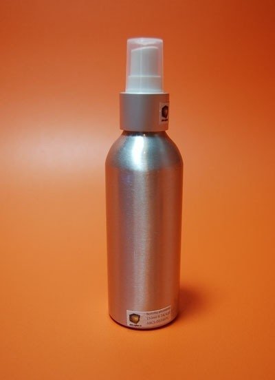 http://d2r9epyceweg5n.cloudfront.net/stores/086/668/products/botella-aluminio-150-ml-24-410-27bdc75fabf54fc21915131701850658-640-0.jpg