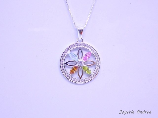 Dije De Plata Rodinada Con Flor Calada Joyeria Andrea