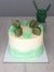 TORTA RELLENA 3.5 KG DECORACIÓN 6 MACARONS COLOR A ELECCIÓN
