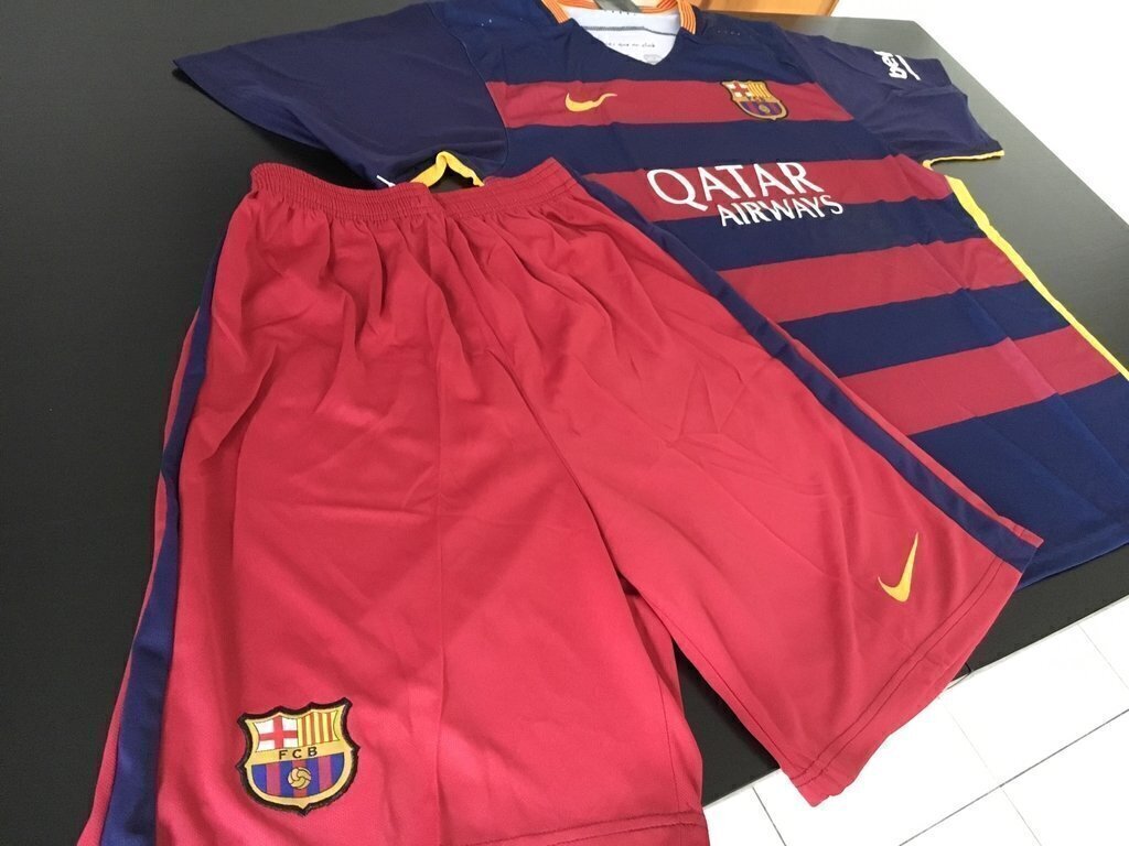 Ingrijpen premier oortelefoon Kit Camisetas y Short Adulto Barcelona Titular 2015/16