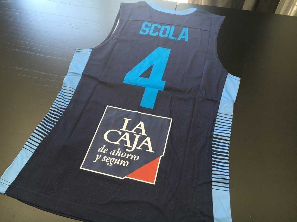 Camiseta Basquet Argentina Suplente Con Scola