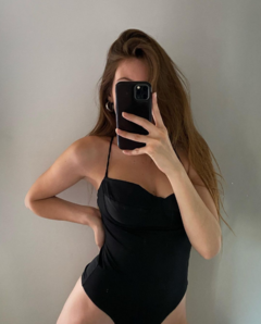 Malla Enteriza Alba Negra