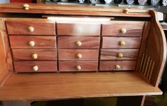 Mueble atado de mosca