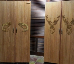 Mueble atado de mosca