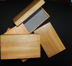 Caja para moscas de madera en internet