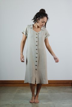 Vestido aberto com gola - comprar online