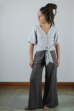 Pantalona com botão - Roupas femininas de linho | Loja Jane Oliveira