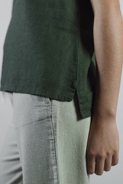 Blusa básica v - Roupas femininas de linho | Loja Jane Oliveira
