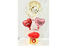 ADORNO "LOVE" CON GLOBO BURBUJA