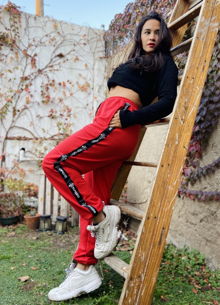 JOGGER WHOA ROJO - Comprar en Topazio