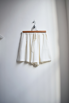 Short Lino NANA en internet