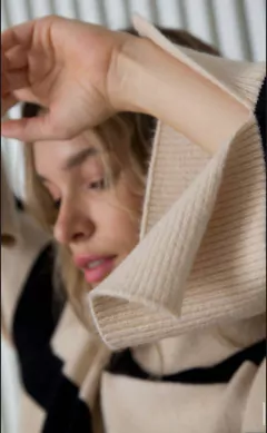 SWEATER LOLA en internet