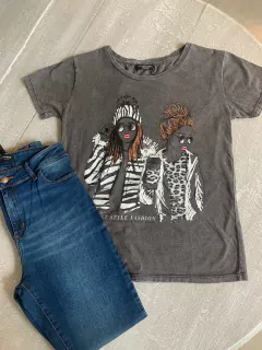 REMERA WOMAN - comprar online