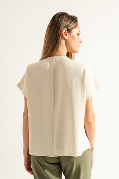 BLUSA CON ENTREDOS (24501) - comprar online