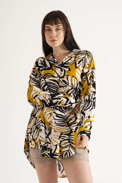 25022 CAMISOLA ESTAMPADA