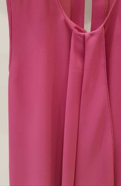 BLUSA CON DETALLE (24509)