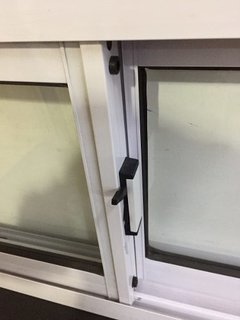 Ventana Aluminio Con Rejas 120x100 - Aberturas Pizarro