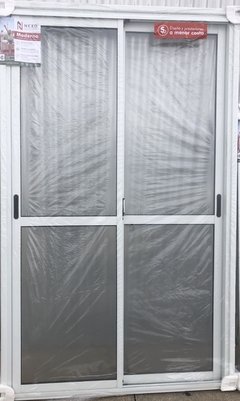 Ventana moderna con tapajuntas 120x200