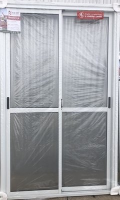 ventana moderna con tapa juntas 150x200
