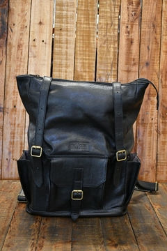 Mochila "Hugo" de cuero legitimo - comprar online