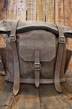 Mochila "Hugo" de cuero legitimo - TELCUER ARGENTINA
