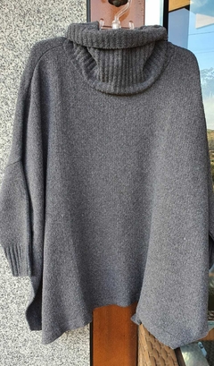 CS-0148E - Poncho de tricot cinza chumbo - loja online