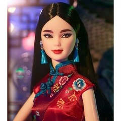 Barbie Lunar Year doll na internet