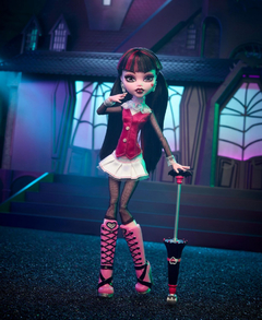 Monster High Draculaura Creeproduction doll