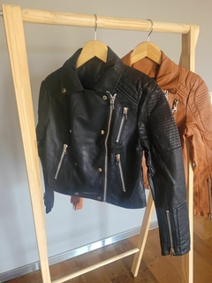 Campera de eco cuero Tiger (art 423) - NAISHA