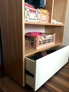 ropero Haus en internet