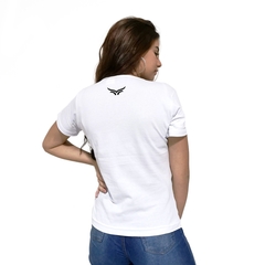 Camiseta Feminina Gola V Cellos Abstract Wolf Premium - comprar online