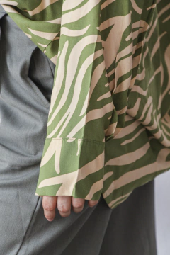 C14 CAMISA FIBRANA ESTAMPADA