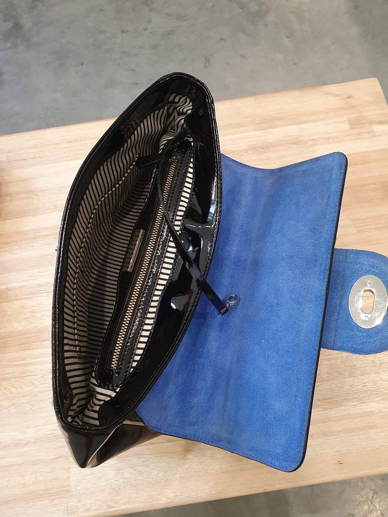 CARTERA JACKIE SMITH COLOR NEGRO - Yo me renuevo