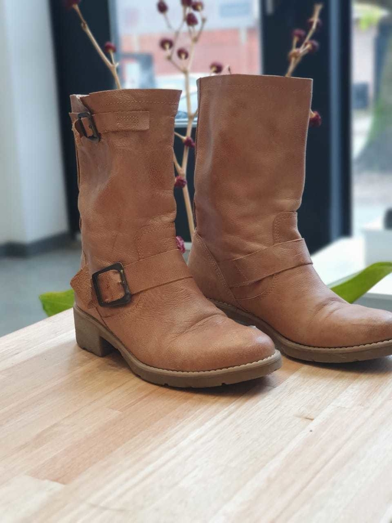 BOTAS DE MUJER PRUNE N°38 - Comprar en Yo me renuevo