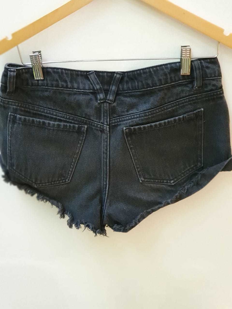 SHORT MUJER VOLCOM TALLE 26 - Comprar en Yo me renuevo