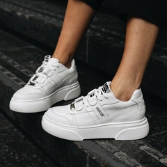 Art. Adams Cuero Blanco