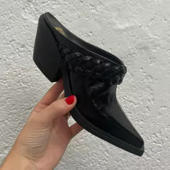 Art. 4573 Charol Negro