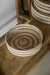 BANDEJA RATTAN CALADA - Profunda Decoracion